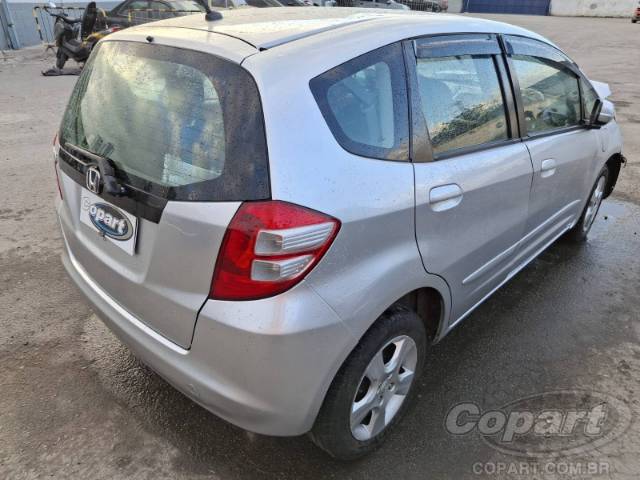 2010 HONDA FIT 