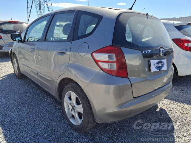 2010 HONDA FIT 