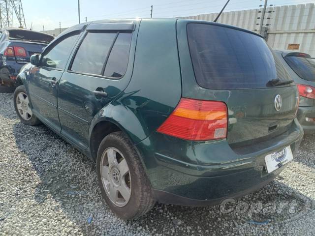 2002 VOLKSWAGEN GOLF 