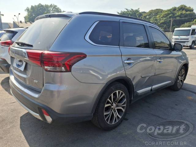 2016 MITSUBISHI OUTLANDER 