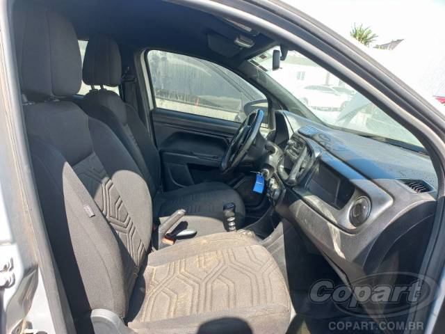 2021 FIAT STRADA CD 