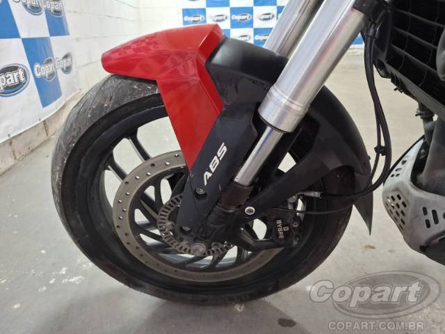 2025 BAJAJ DOMINAR 
