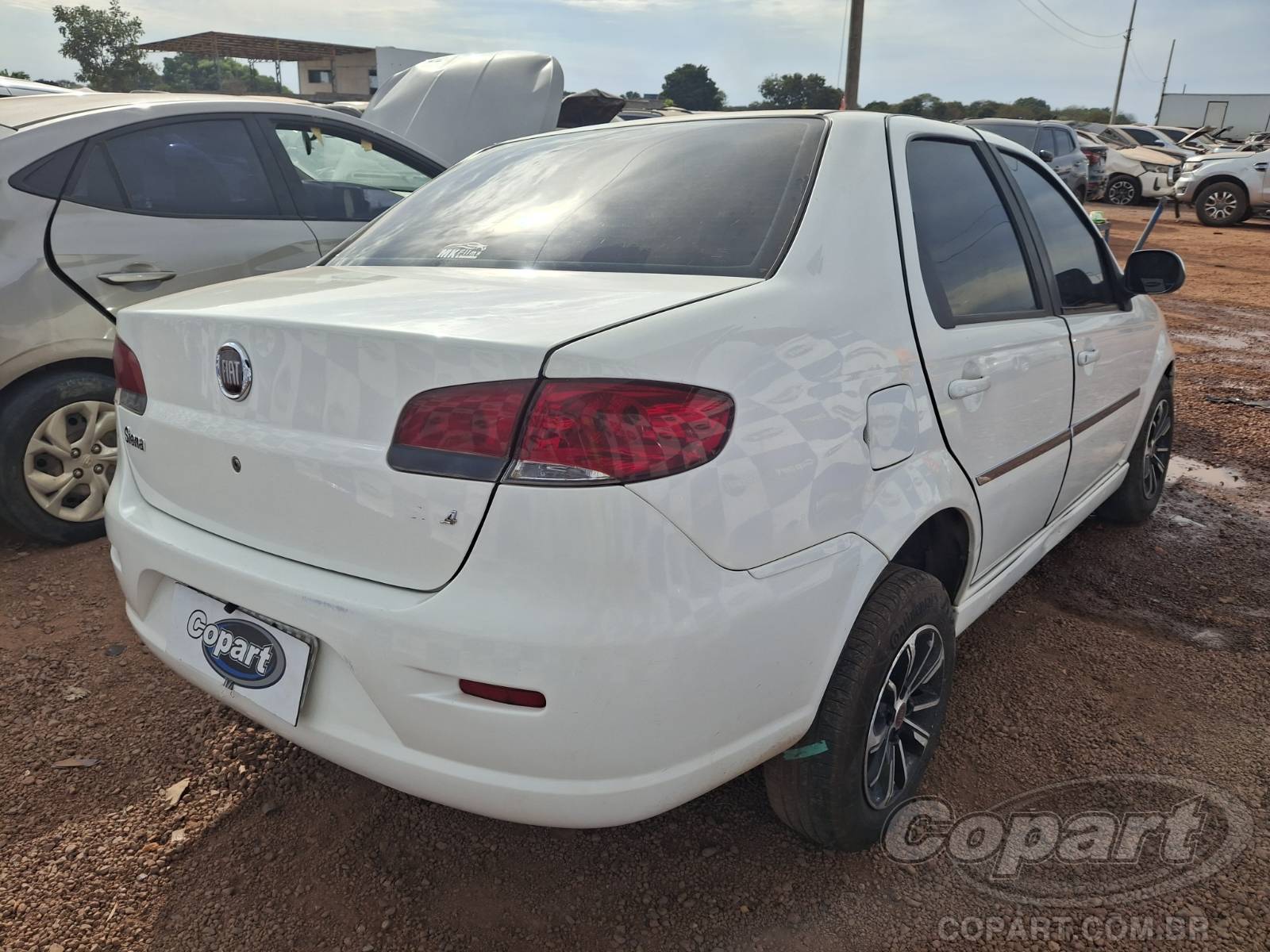 2013 FIAT SIENA — foto 4 de 11