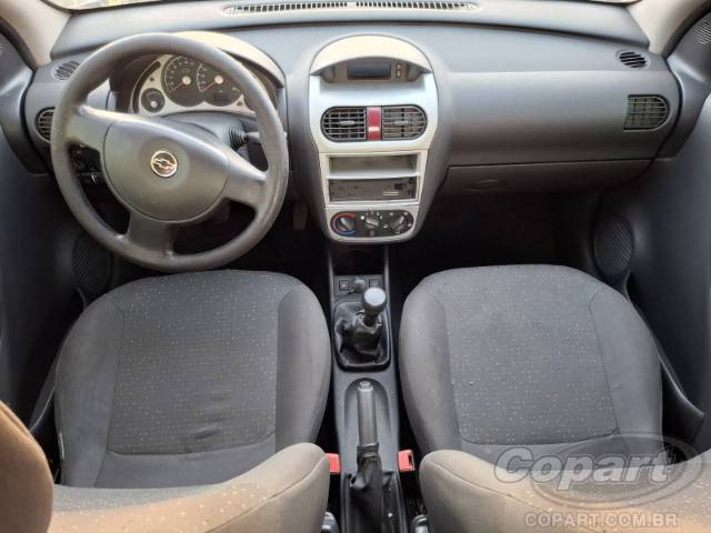 2010 CHEVROLET CORSA SEDAN 