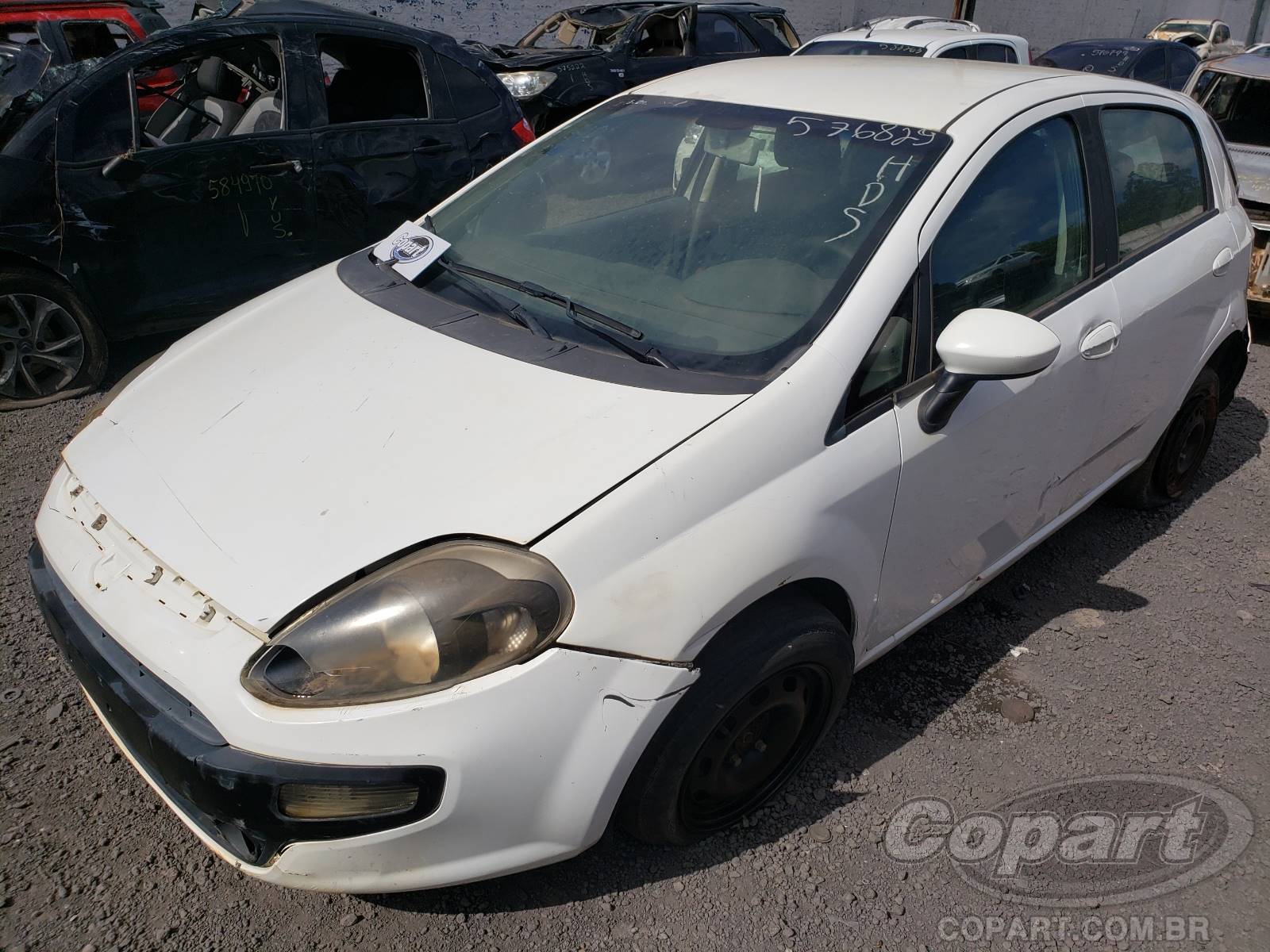 Foto 2: 2014 FIAT PUNTO