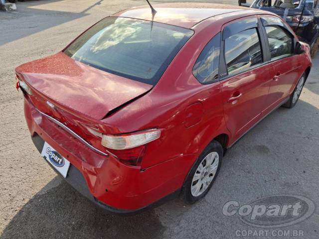 2013 FIAT GRAND SIENA 