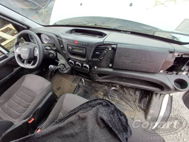 2022 IVECO DAILY 