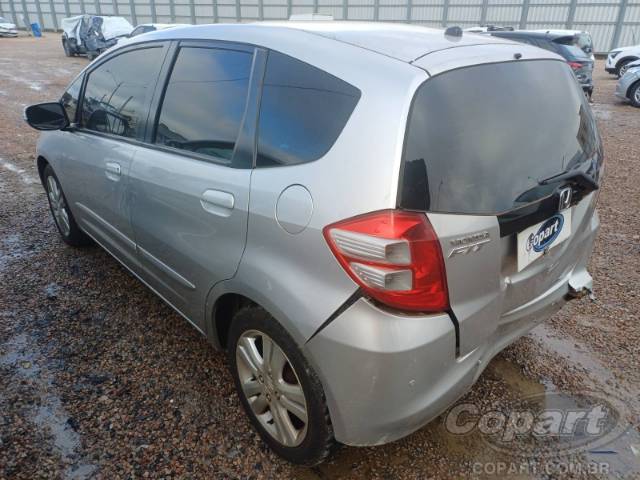 2010 HONDA FIT 