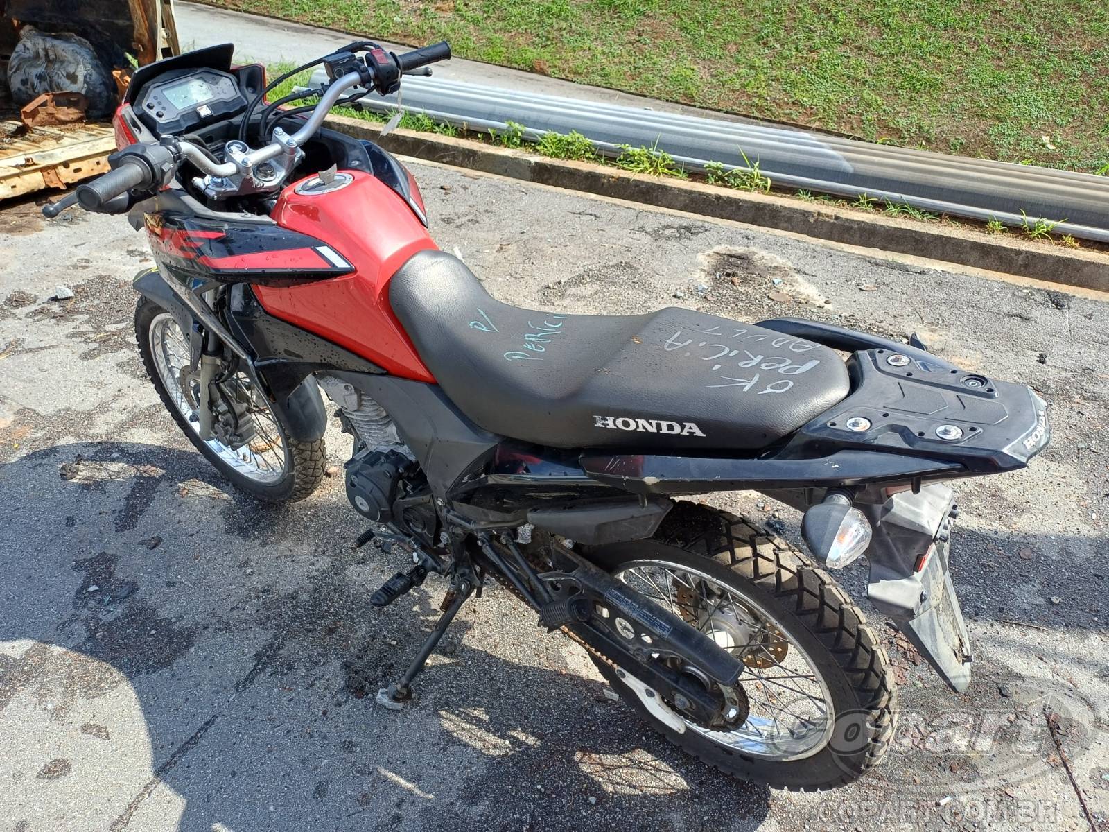 Foto 3: 2023 HONDA XRE 190