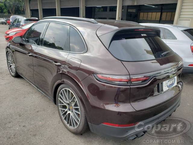 2023 PORSCHE CAYENNE 