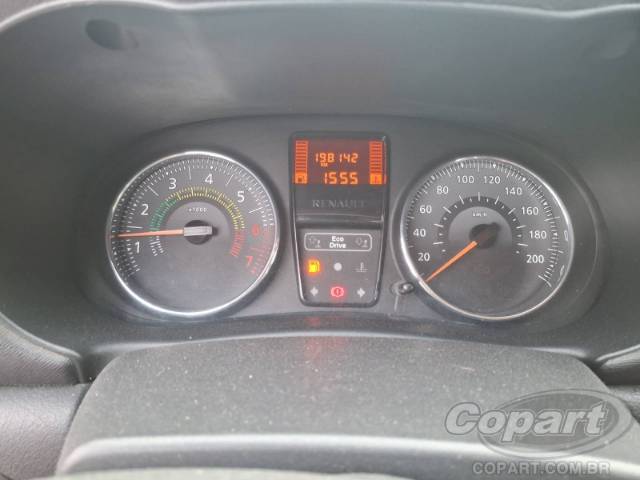 2016 RENAULT CLIO 