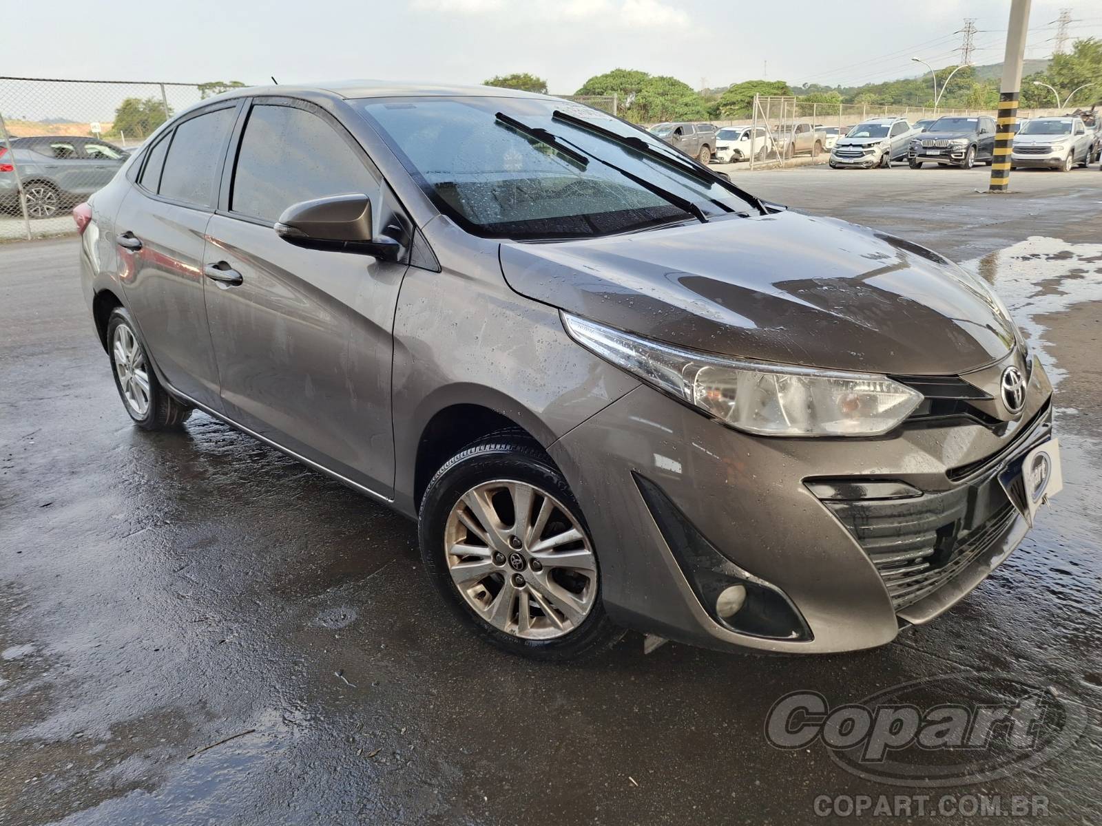 Veículo Toyota Yaris 2019 TOYOTA YARIS SEDA XL PLUS TECH CVT 1.5 16V DUAL VVT-I 2019 em leilão