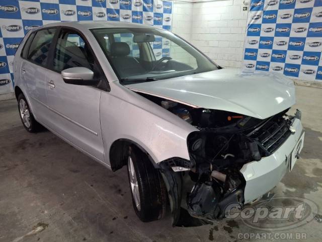 2014 VOLKSWAGEN POLO 