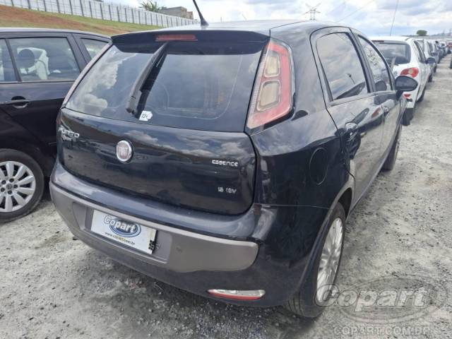 2015 FIAT PUNTO 
