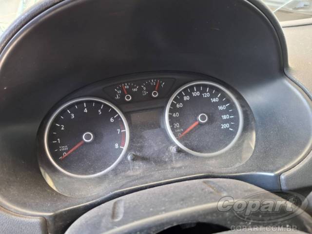2011 VOLKSWAGEN VOYAGE 