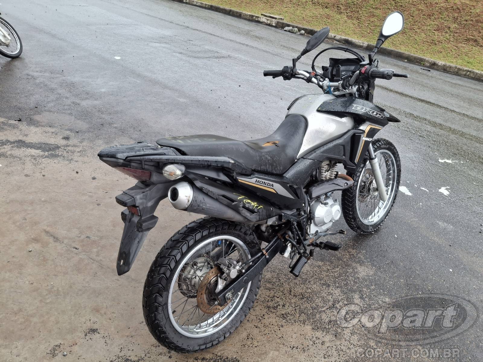 Foto 4: 2023 HONDA NXR 160