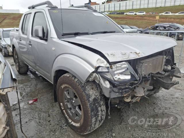 2015 NISSAN FRONTIER CD 