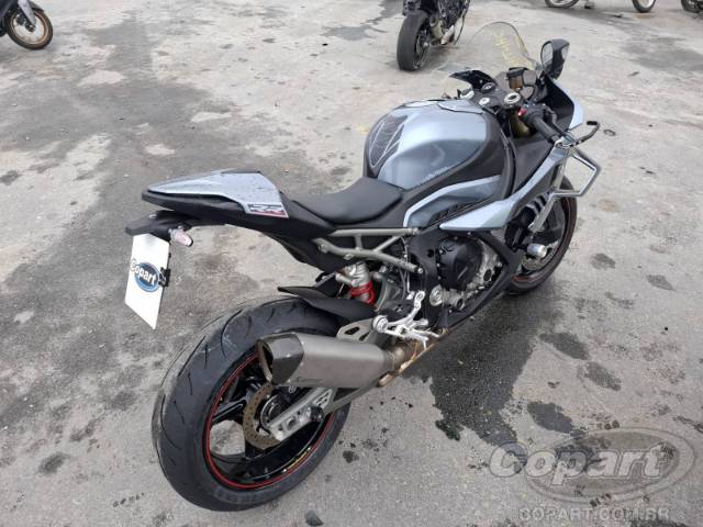2026 BMW S 1000 