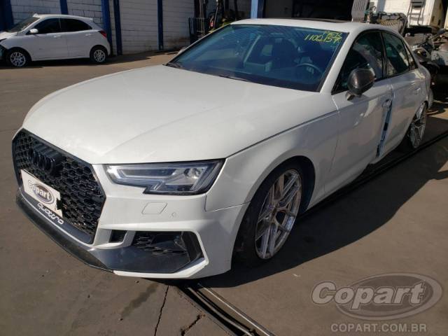 2017 AUDI A4 