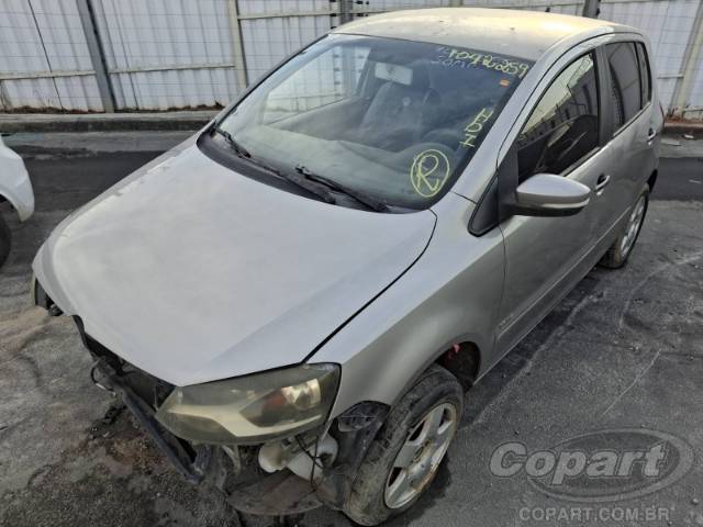 2013 VOLKSWAGEN FOX 