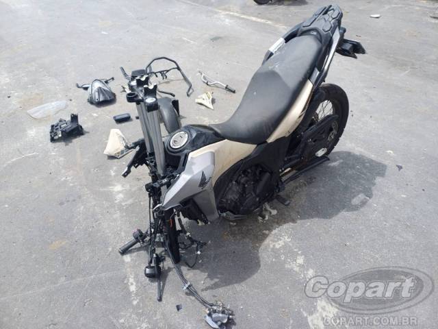 2025 HONDA XRE SAHARA 300 