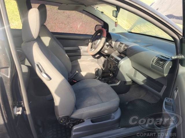 2009 VOLKSWAGEN FOX 