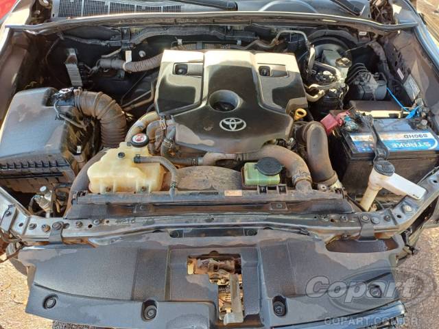 2021 TOYOTA HILUX CD 