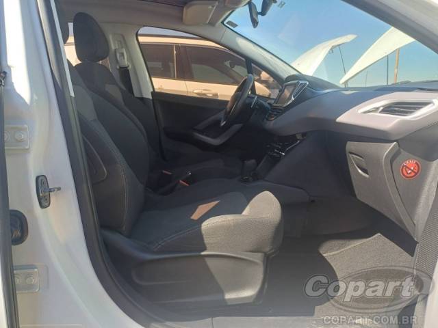 2017 PEUGEOT 208 