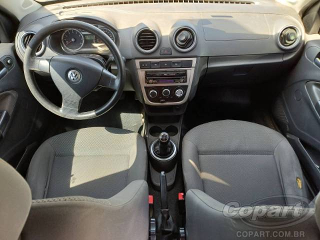 2011 VOLKSWAGEN VOYAGE 