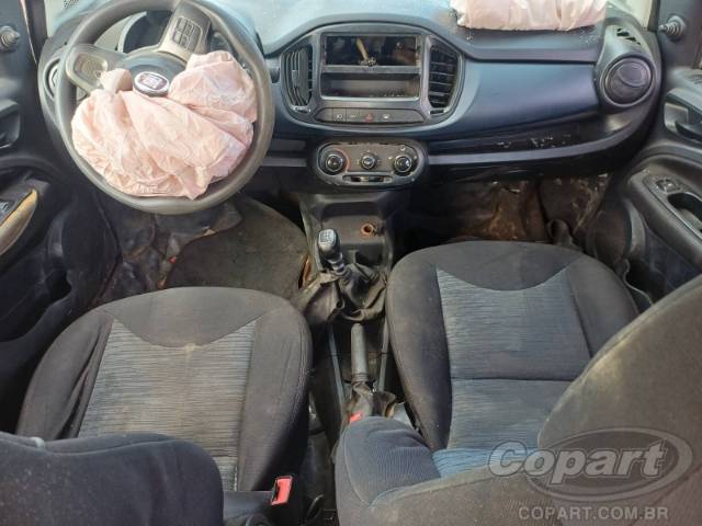 2017 FIAT UNO 