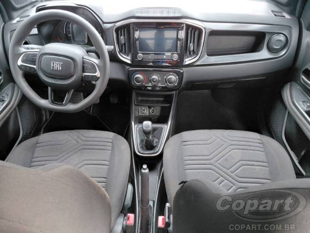 2025 FIAT STRADA CD 