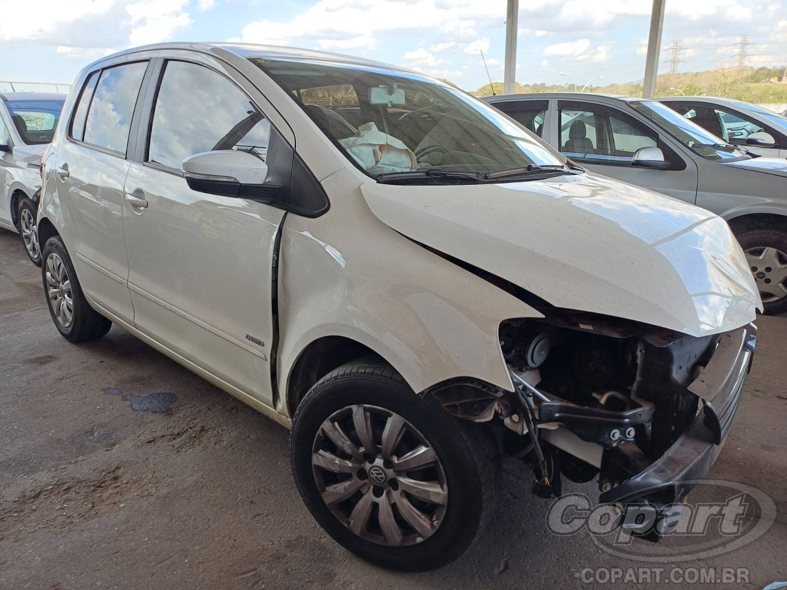 VOLKSWAGEN FOX 1.0 TOTAL FLEX 2014