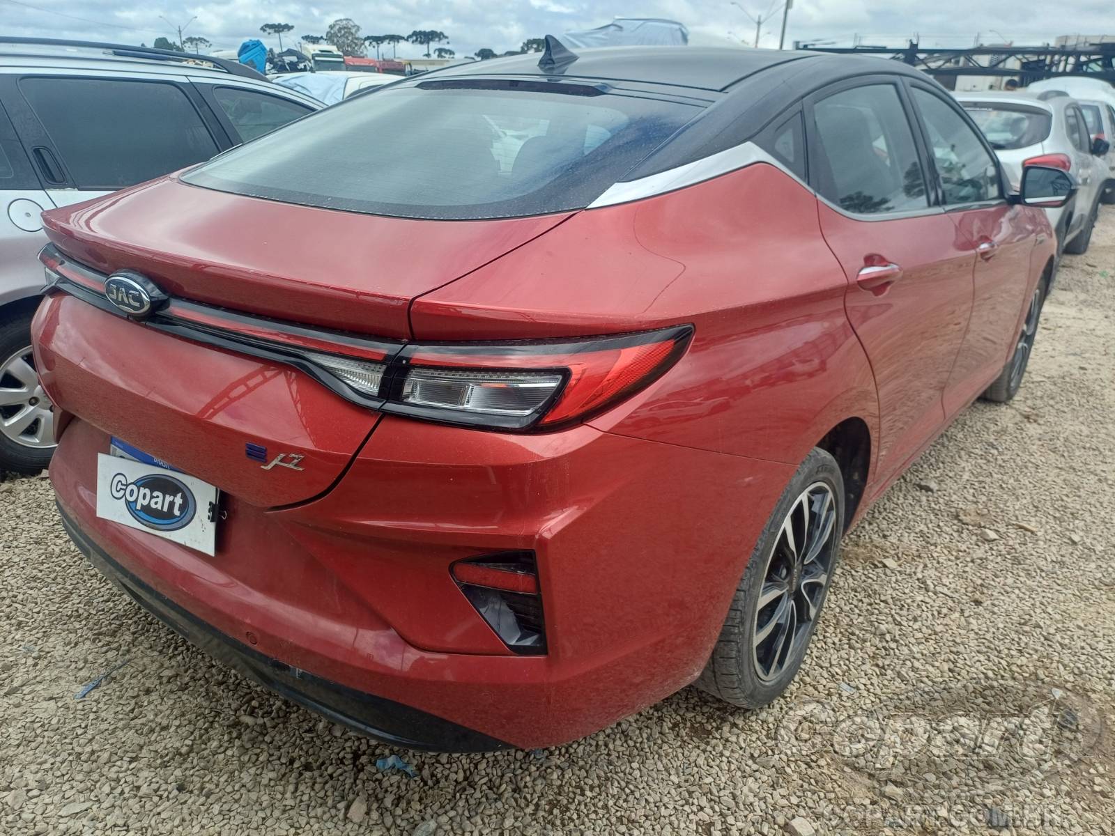 Foto 4: 2023 JAC E-J7