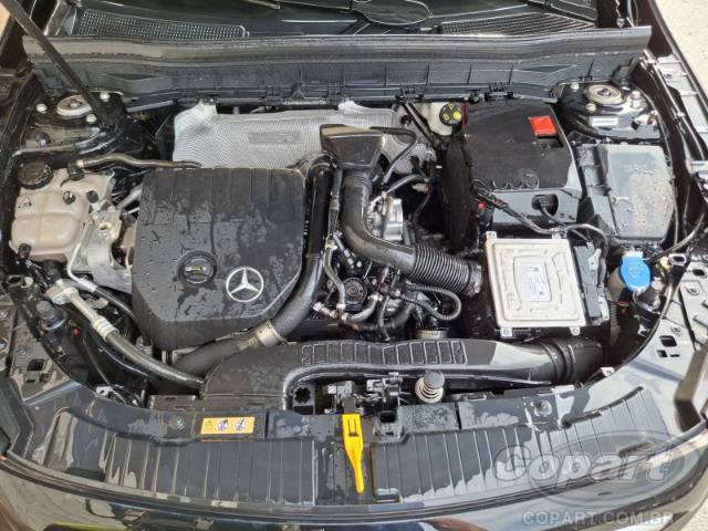 2021 MERCEDES BENZ CLASSE GLB 