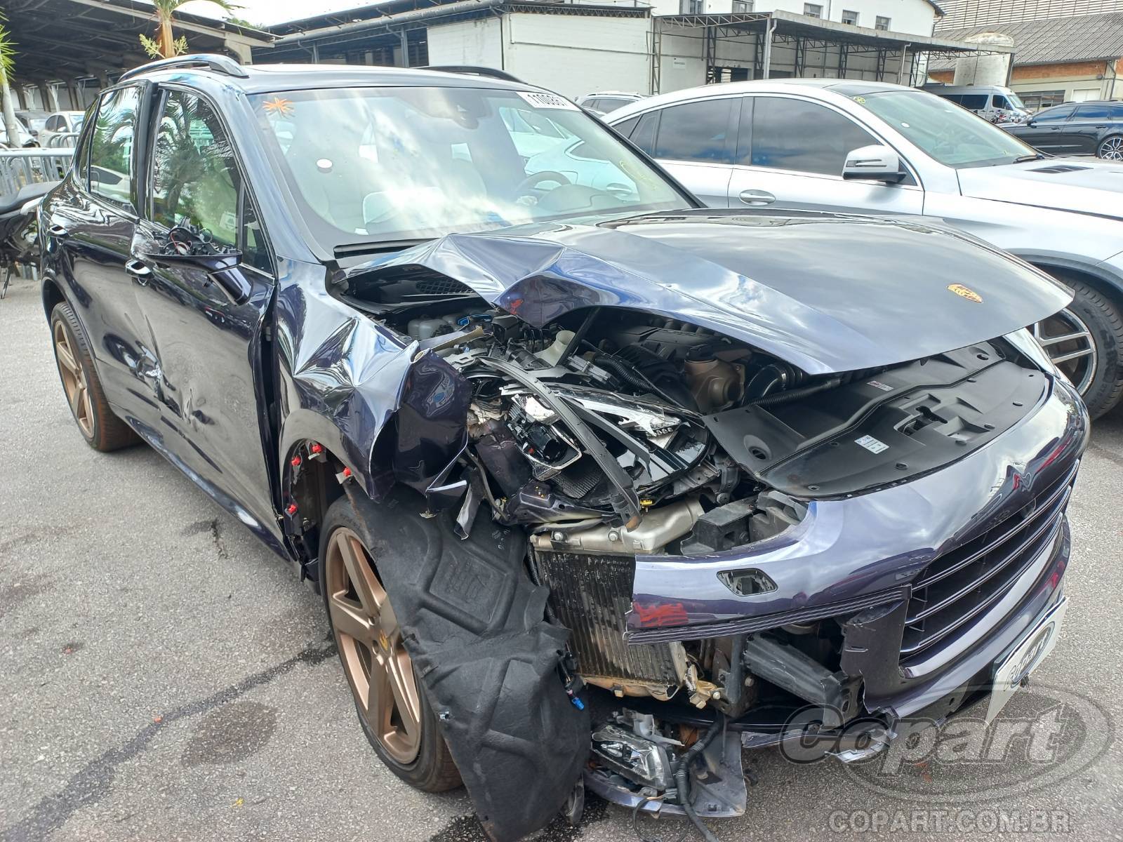 Veículo Porsche CAYENNE Porsche Cayenne Turbo S 4.8 V8 BiTurbo 2017 2017 em leilão