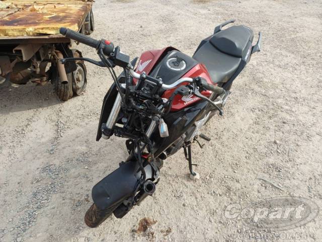 2025 HONDA CB 300F 