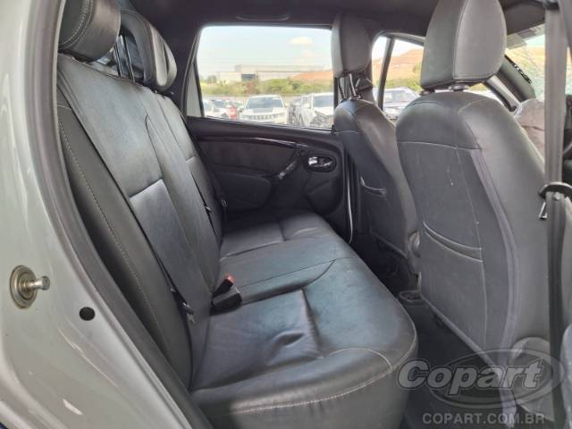 2020 RENAULT DUSTER OROCH 