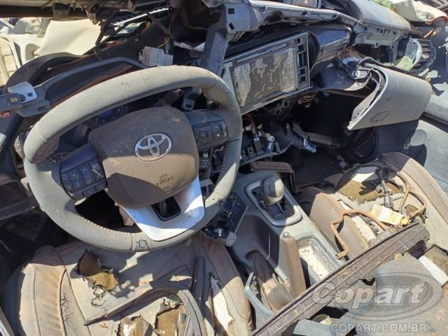 2017 TOYOTA HILUX CD 