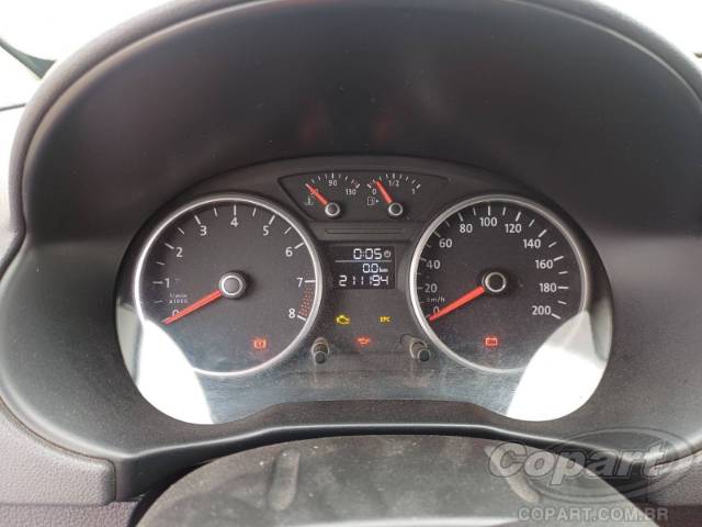2010 VOLKSWAGEN VOYAGE 
