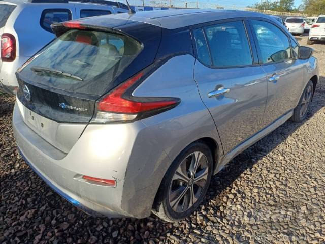 2020 NISSAN LEAF 
