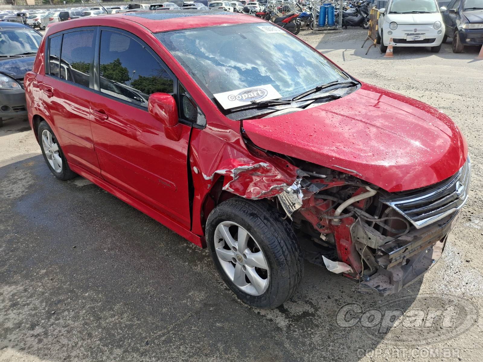 Veículo Nissan Tiida Nissan Tiida SL 1.8 16V 2012 Flex 2013 em leilão