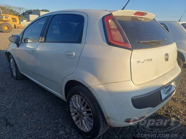 2013 FIAT PUNTO 