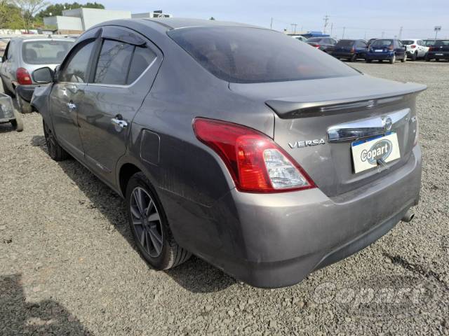 2020 NISSAN VERSA 