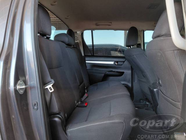 2025 TOYOTA HILUX CD 