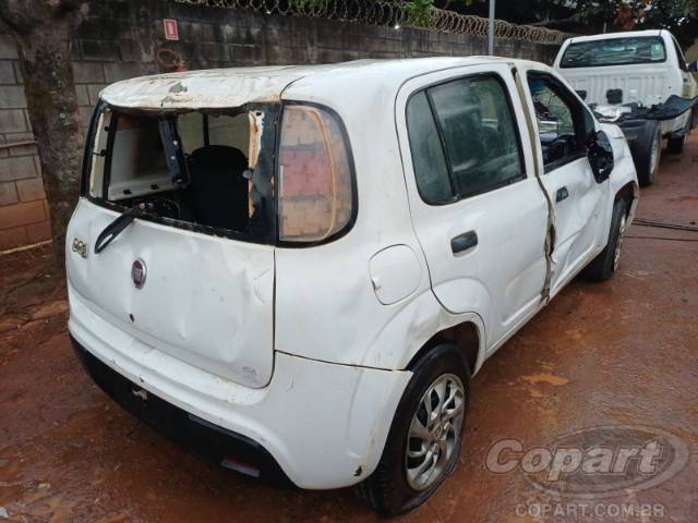 2017 FIAT UNO 
