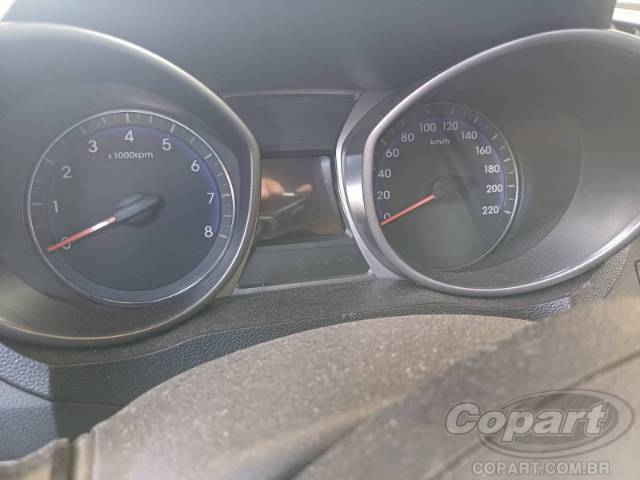 2016 HYUNDAI HB20S 