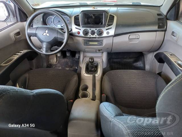 2015 MITSUBISHI L200 TRITON 