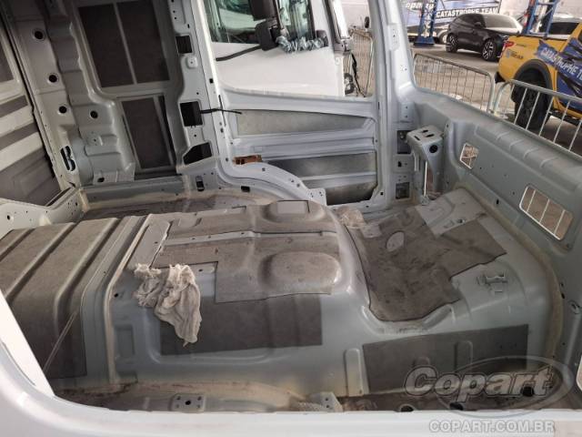 0 MERCEDES BENZ CABINE 