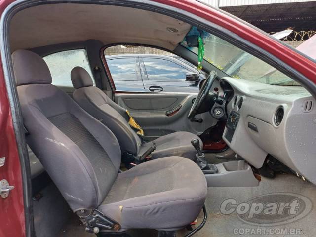 2001 CHEVROLET CELTA 