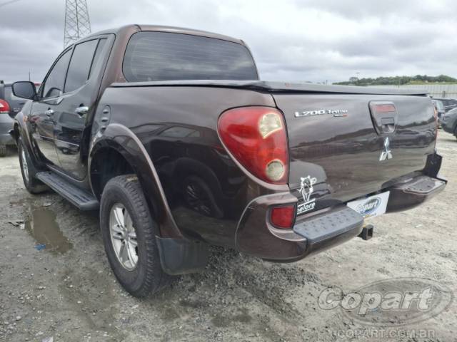 2015 MITSUBISHI L200 TRITON 